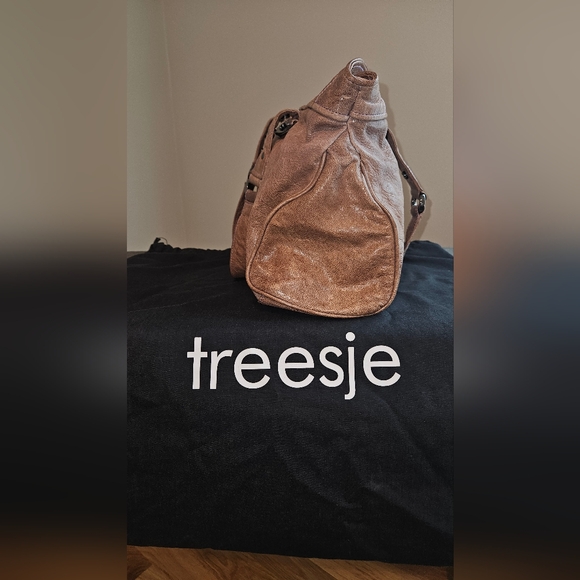 Treesje Lavender Glossy Leather Hobo - Picture 3 of 6